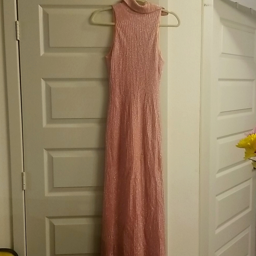 Pink/gold pleated turtleneck dress